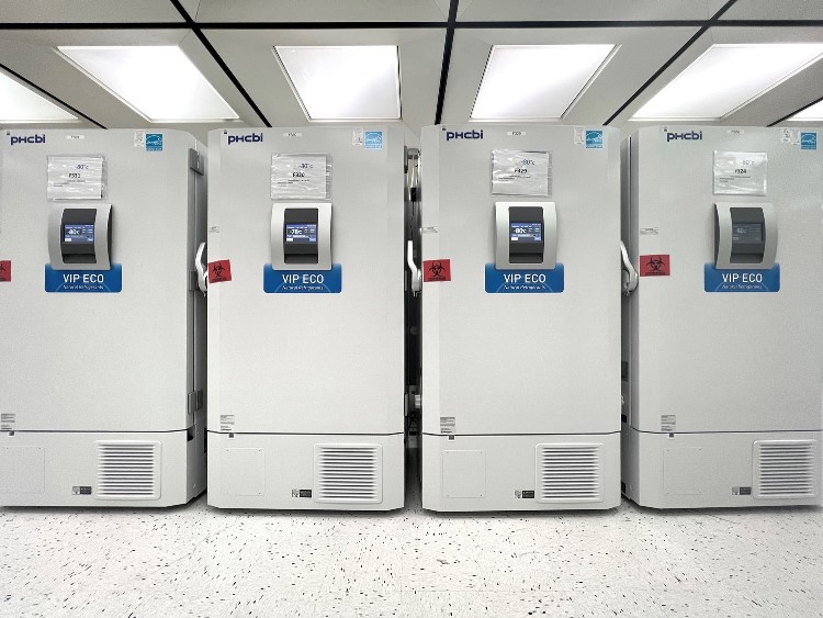 ULT freezers for temperature contolled sample storage
